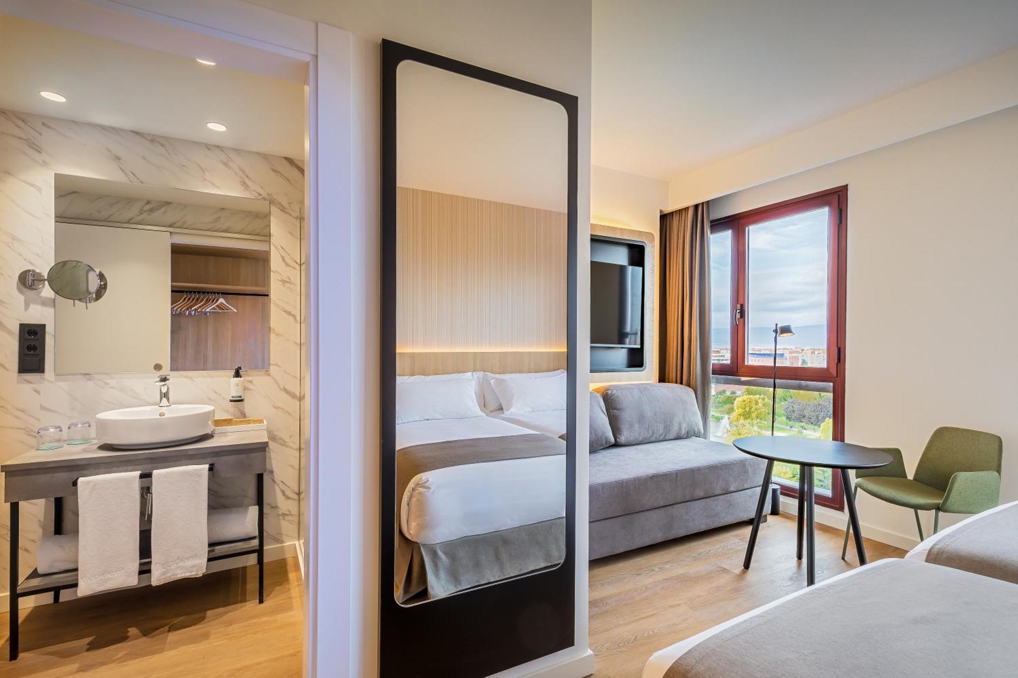Occidental Pamplona Hotel Luaran gambar
