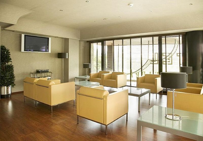 Occidental Pamplona Hotel Luaran gambar
